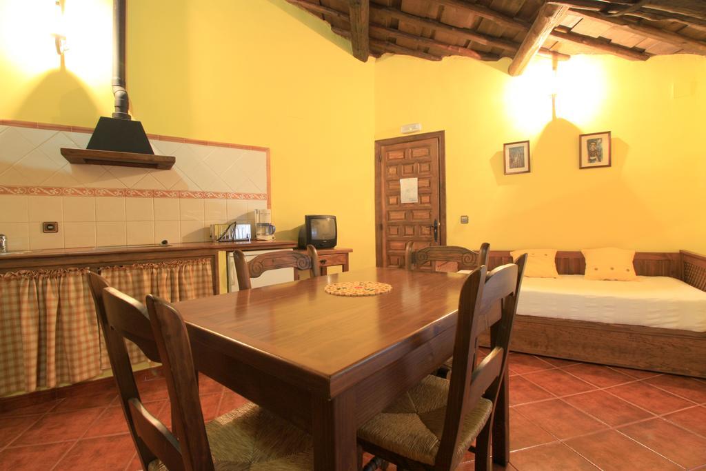 La Boticaria Casa Rural Apartamento Descargamaría Zewnętrze zdjęcie